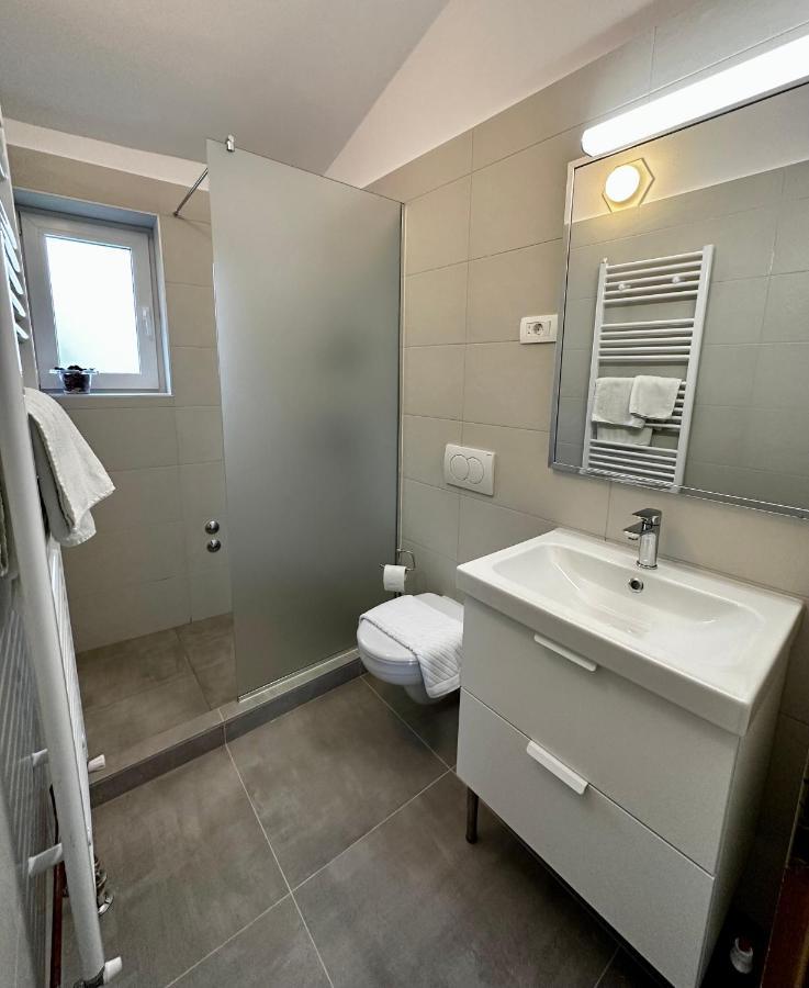 Apartments Matacin With Sea View Opatija Ngoại thất bức ảnh